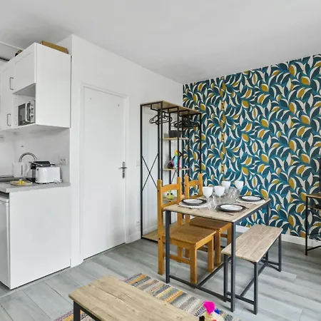 Bluestay 142 - Charming Apartment